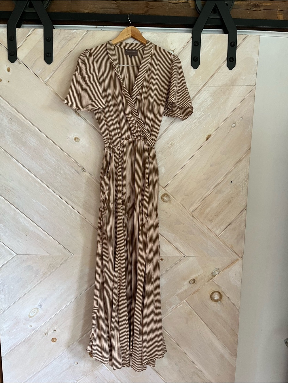 Bel Kazan 
Striped Taupe Maxi
Excellent condition 
Size small